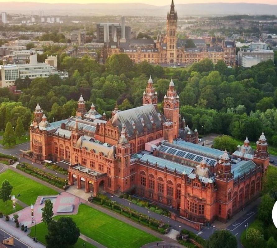 Apartamento Perfect In The Park Glasgow Exterior foto